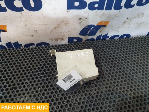 Накладка над дверью правая