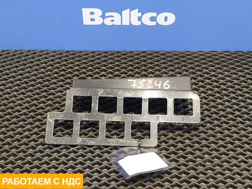 Кронштейн контрольных разъемов