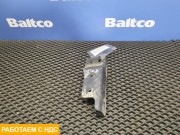 Кронштейн бампера правый