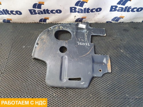 Защитный кожух правый