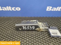 Кронштейн бампера правый