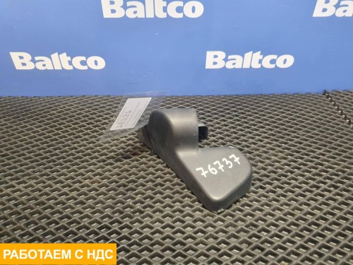 Крышка кронштейна зеркала левая